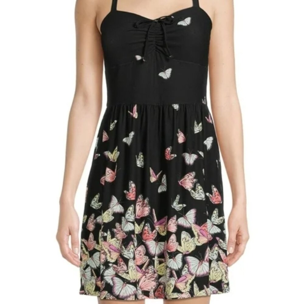 No Boundaries Empire Lace Back Juniors dress